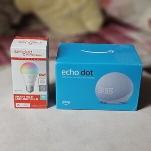 Amazon Alexa Echo Dot 5th Gen. + Smart Bulb